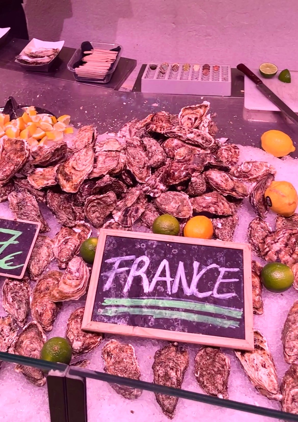 Oysters in Mercat de la Boqueria