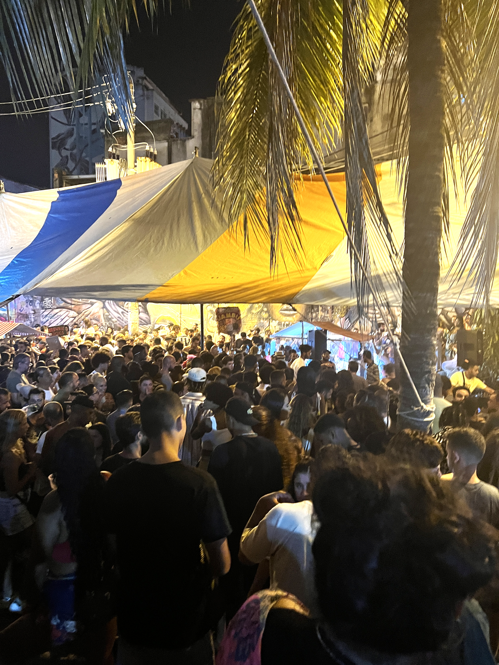 pedra do sal street party